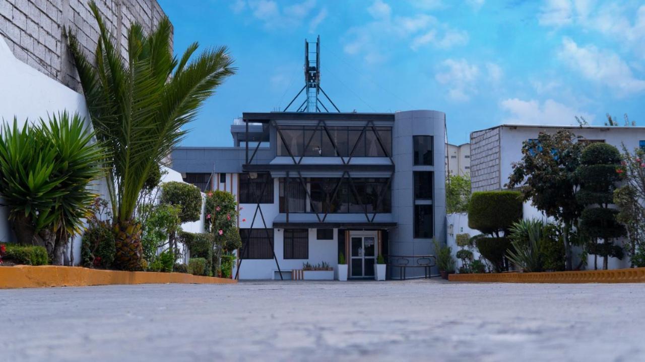 לטקונגה The Bronx Hotel מראה חיצוני תמונה